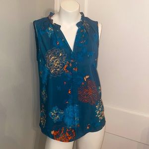 Market & Spruce Prat Henley Sleeveless Top Green Floral